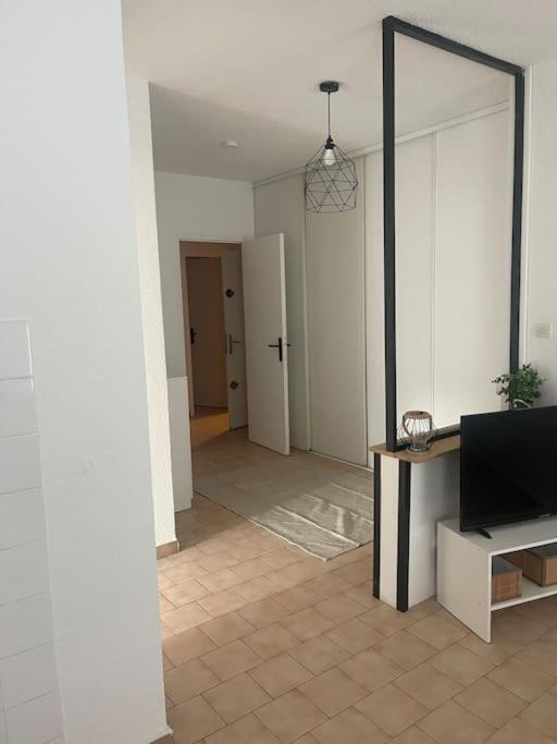 Appartement A 100 M De La Gare Port-de-Bouc Kültér fotó